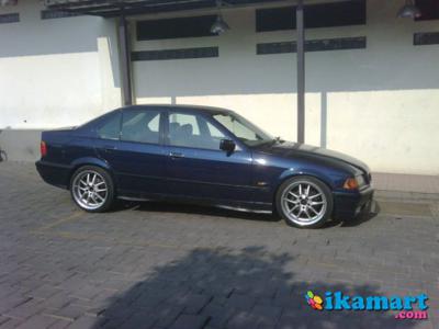 Jual BMW 318i Matic 1992 Bandung