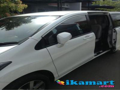 Jual Honda Freed PSD 2010 Putih Bandung