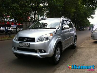 Jual Toyota Rush S A/T Th 2010 Silver Mulus