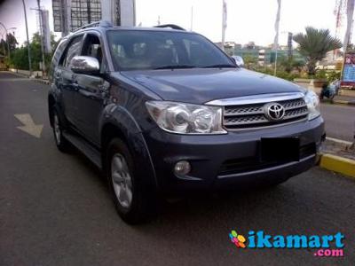 Mobil Bekas Toyota Grand Fortuner 2.5 G DIESEL MATIC 2010 Abu Tangan1