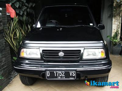 Suzuki Escudo Jlx ; 1994 ; Hitam Metalik ;d - Bandung ; Nego !!!