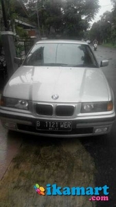 BMW 318i Th 1998 Silver