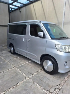 Daihatsu Luxio 2010