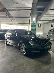 Mercedes-Benz C250 2012