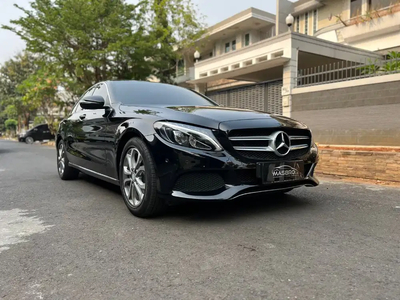 Mercedes-Benz C200 2016