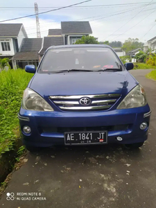 Toyota Avanza 2004