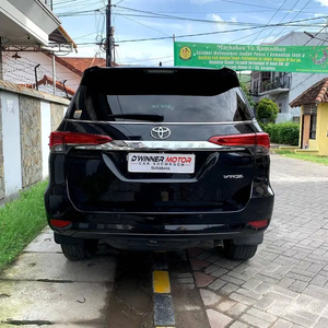 Toyota Fortuner 2016