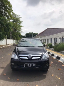 Toyota Kijang Innova 2008