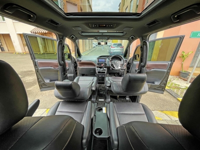 Toyota Voxy 2.0 AT 2019 Black Metalik Km 51rb DP 37jt Siap TT harga