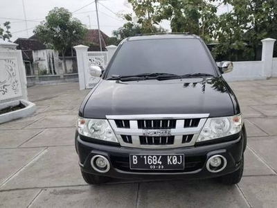 2013 Isuzu Panther GRAND TOURING