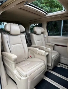 Toyota Alphard 3.5 V6 Type Tertinggi Pilot Seat Audio Beryllium Powee Back Door KREDIT TDP Fleksibel