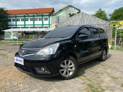 Nissan Grand livina 2015