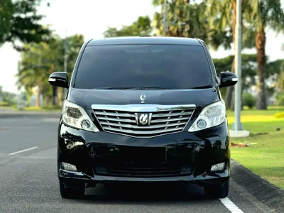 Toyota Alphard 2010