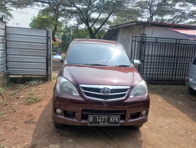 Toyota Avanza 2010