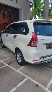 Toyota Avanza 2015