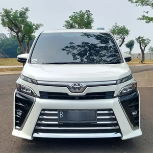 Toyota Voxy 2019