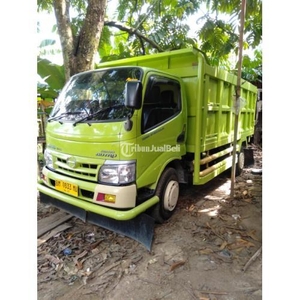 Hino Dutro 130HD Dump Truk 2017 Bekas DP Ringan - Dumai