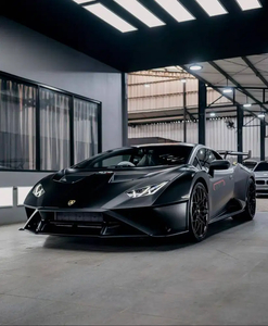 Lamborghini Huracan 2022