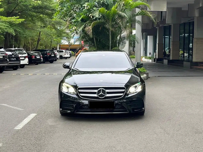 Mercedes-Benz E350 2019