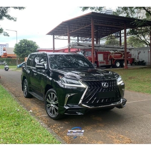 Mobil Bekas Lexus LX570 Sport Facelift 2019 AT Surat Lengkap Pajak On - Jakarta Selatan