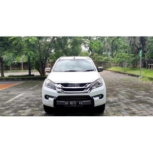 Mobil Bekas Tarikan Leasing Isuzu MU-X R2 Automatic 2016 Diesel Surat Lengkap - Semarang