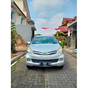 Mobil Daihatsu Xenia R Deluxe Bekas Tahun 2013 Pajak Hidup Harga Terjangaku - Malang