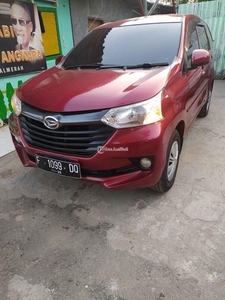 Mobil Daihatsu Xenia X 13 Manual Bekas Tahun 2016 Merah Mulus - Jakarta Barat