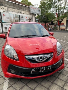Mobil Honda Brio E Satya Bekas Tahun 2014 Manual Warna Merah Siap Pakai - Tulungagung