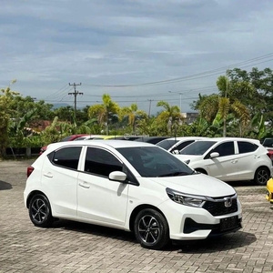 Mobil Honda Brio Putih 2023 Baru Automatic - Jakarta Selatan