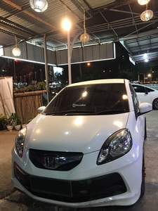 Mobil Honda Brio Warna Putih 2016 Matic Responsif Bekas Pajak Hidup - Banda Aceh