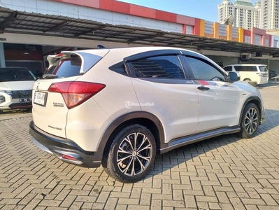 Mobil Honda HRV 15 AT 2017 Warna Putih Bekas Low KM Bisa Kredit - Jakarta Pusat