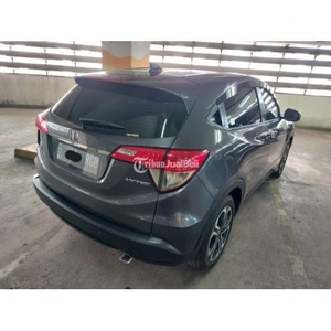 Mobil Honda HRV RU1 15 SE Plus CVT CKD Tahun 2018 Warna Grey Jakarta Barat