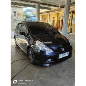 Mobil Honda Jazz VTEC AT 2006 Hitam Bekas Pajak Baru Bisa TT - Pamekasan