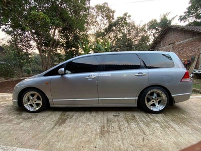 Mobil Honda Odyssey L AT 2005 Bekas Surat Lengkap Pajak Hidup Body Mulus - Semarang