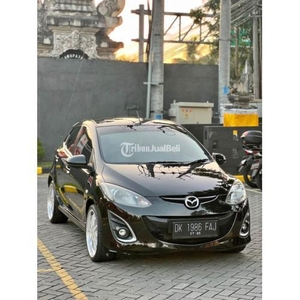 Mobil Mazda 2 R AT 2012 Hitam Bekas Interior Bersih Pajak Jalan DP Ringan - Denpasar