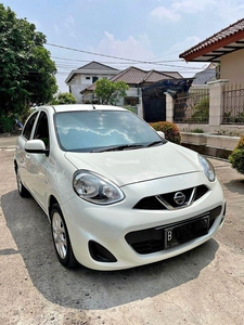 Mobil Nissan March Putih Bekas Tahun 2014 Plat B Jaksel Low KM - Jakarta Timur