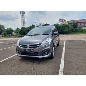Mobil Suzuki Ertiga GL MT Manual 2016 Facelift Bekas Tangan Pertama dari Baru - Jakarta Timur