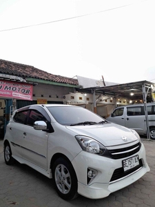 Mobil Toyota Agya TRD 2014 Matic Putih Pajak Hidup Siap Pakai Bandar Lampung