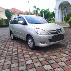 Toyota Kijang Innova 2009