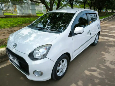 Daihatsu Ayla 2013