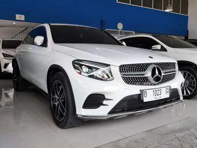Mercedes-Benz GLC300 2019
