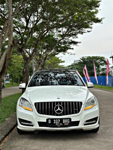 Mercedes-Benz R-Class 2011
