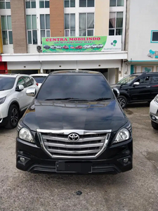 Toyota Kijang Innova 2012