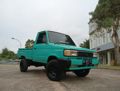 Toyota Kijang Pick-Up 1990