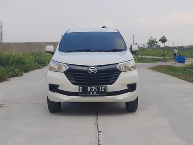 Daihatsu Xenia 2015