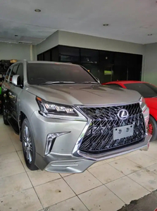 Lexus LX570 2016