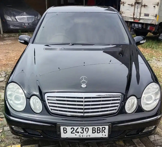 Mercedes-Benz E260 2004