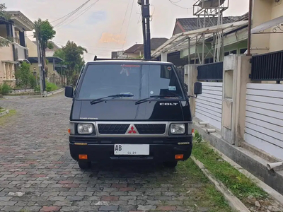 Mitsubishi Colt L300 2019