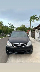 Toyota Avanza 2010