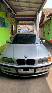 BMW 325i 2001